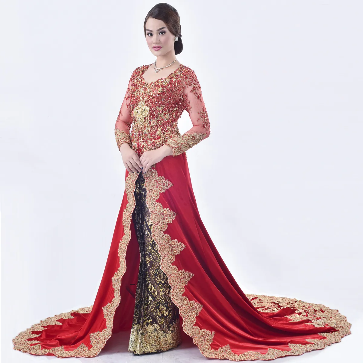 (KE-025) Kebaya Pengantin Bludru Merah Septina