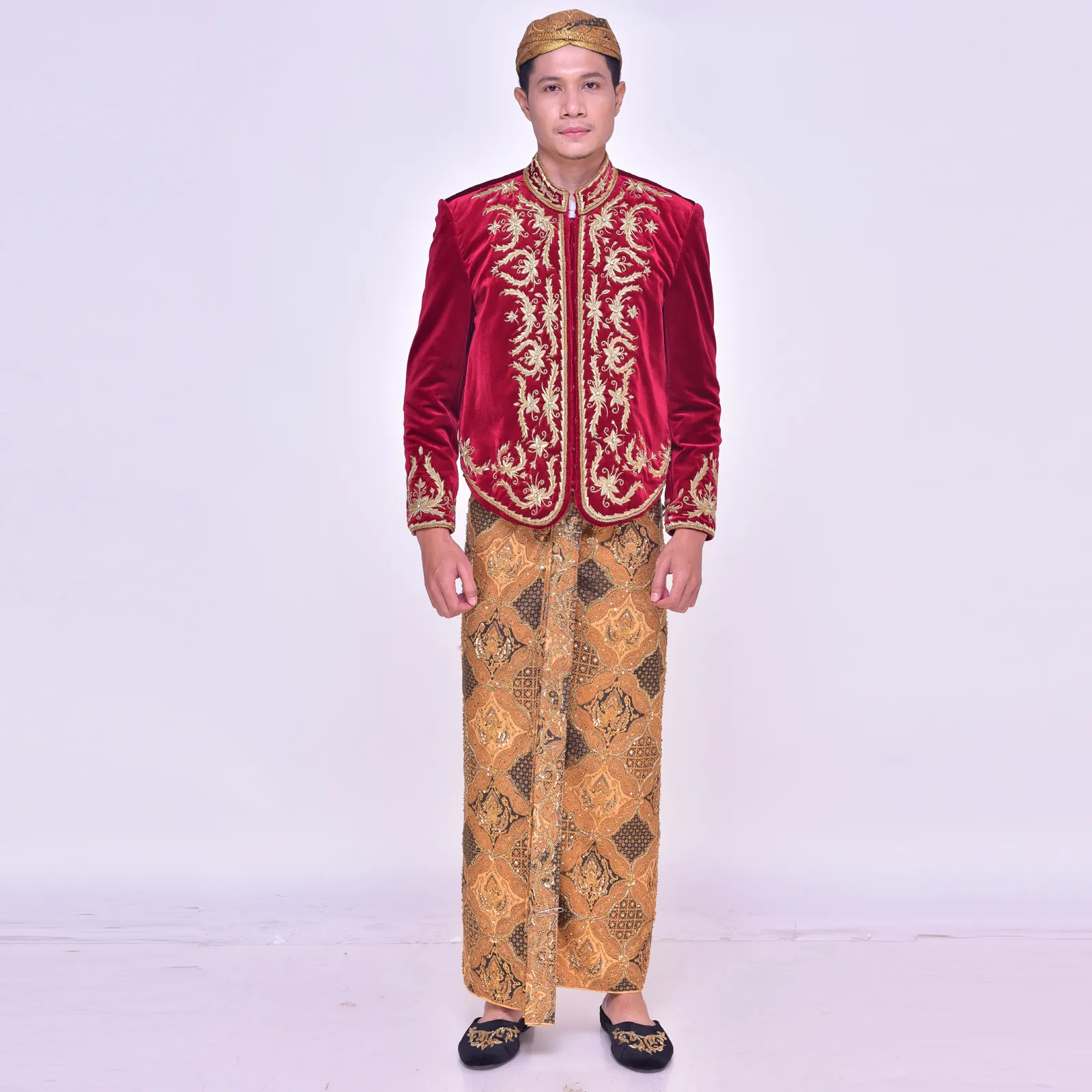 (BJ-116) Beskap Pengantin Bludru Merah Emas