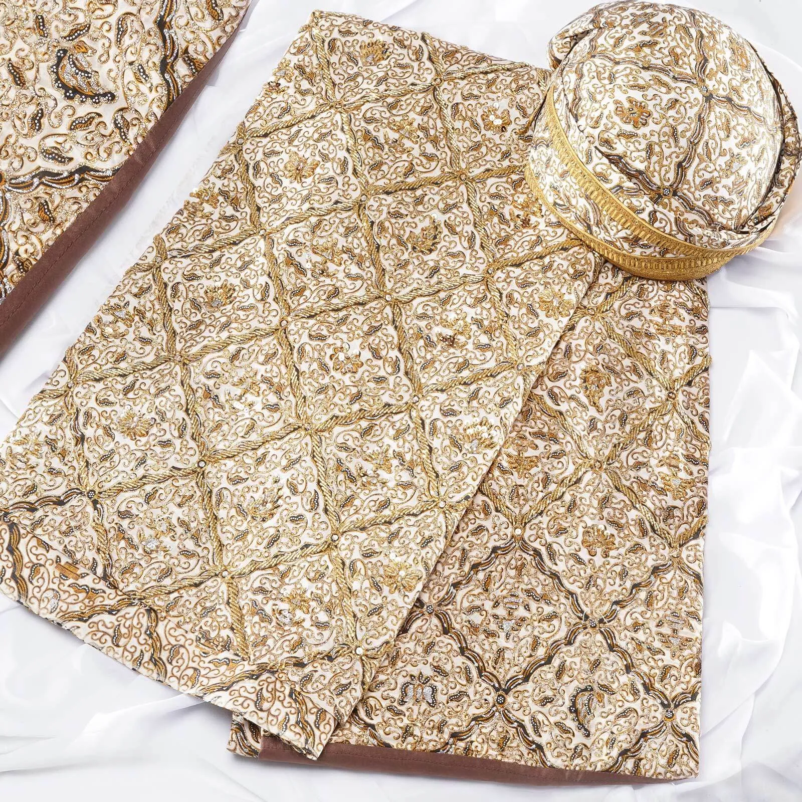 (KAM-080) Kain Pengantin Sunda/Solo Sidomukti Dewi Elnusa