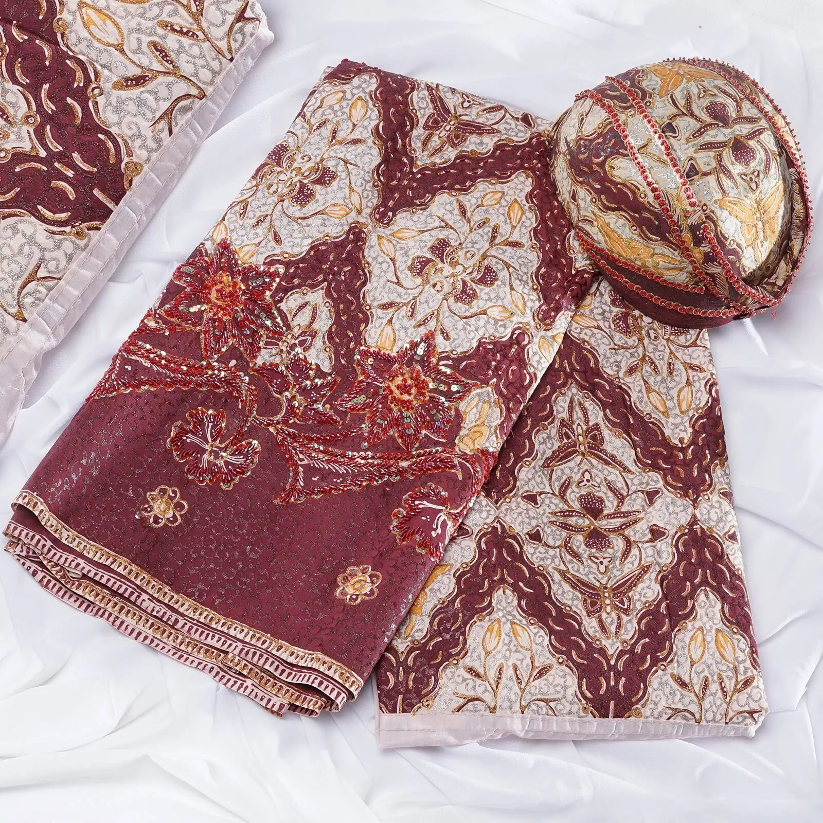 (KAM-001) Kain Pengantin Sunda Baki Marun