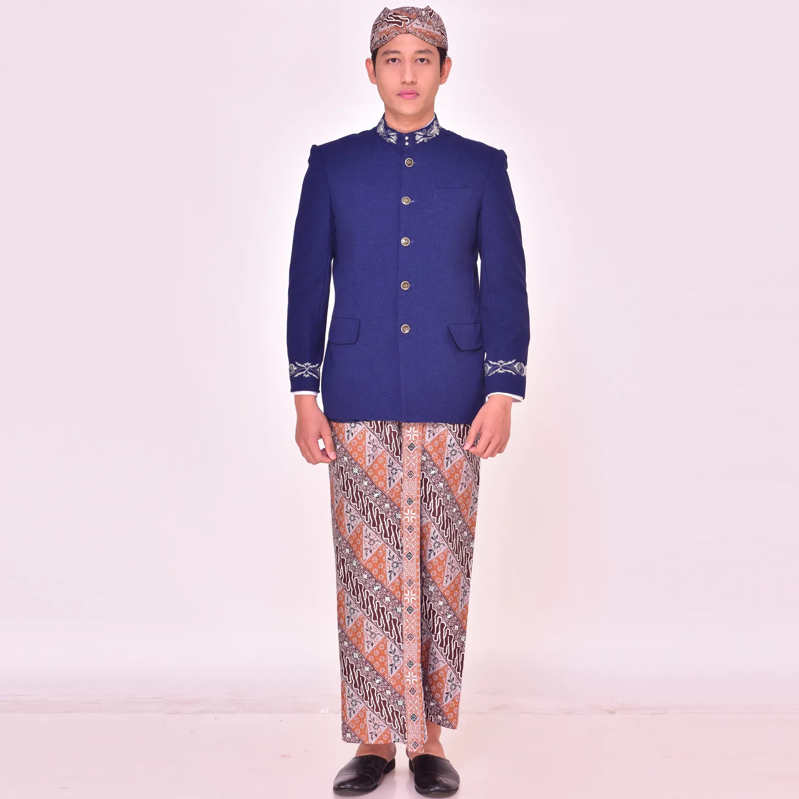 (ATS-030) Beskap Biru Dongker Muda Bordir