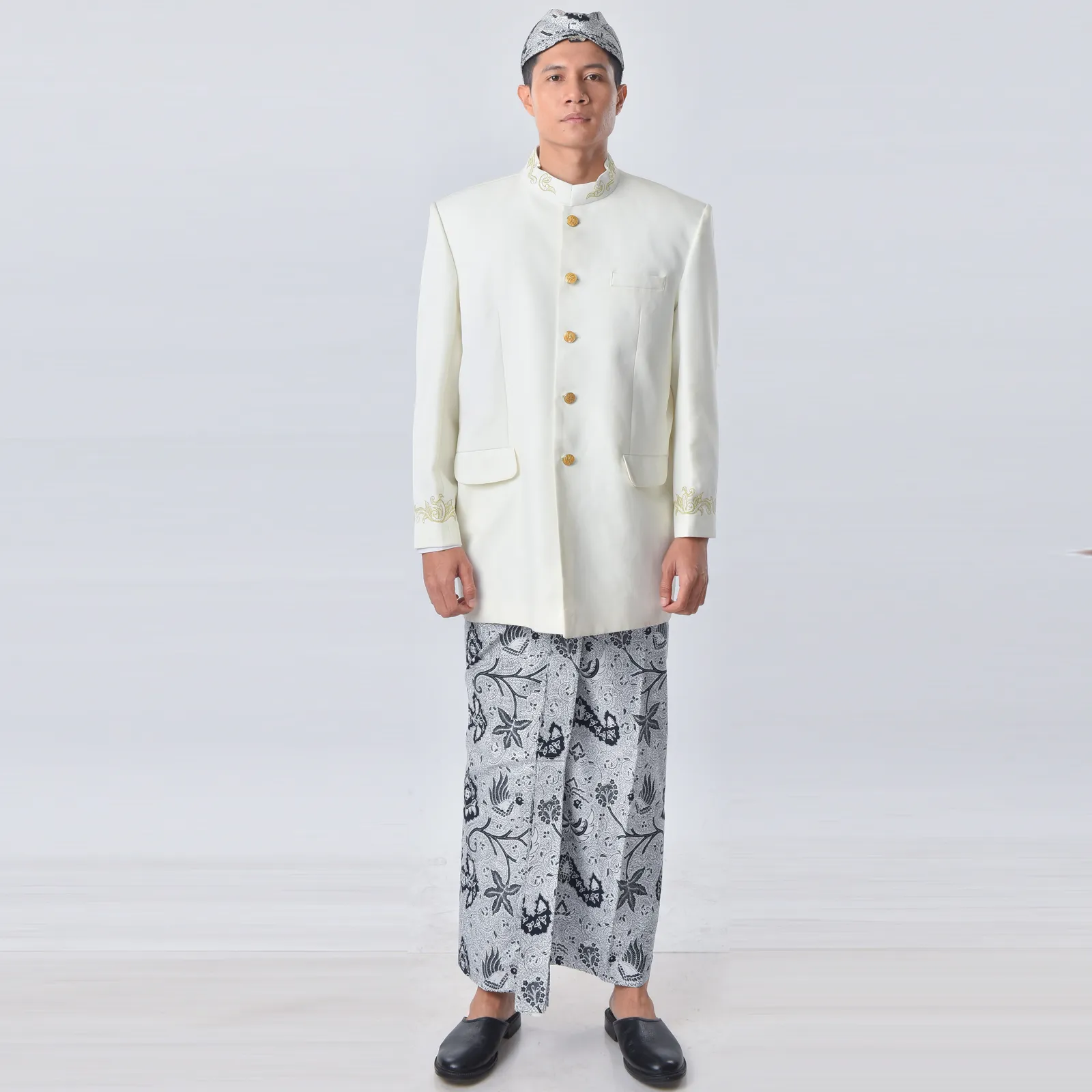 (ATS-029) Beskap Cream Dina JHCC