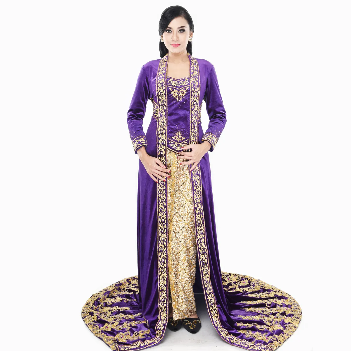 (KR-155) Kebaya Pengantin Bludru Ungu Meirina