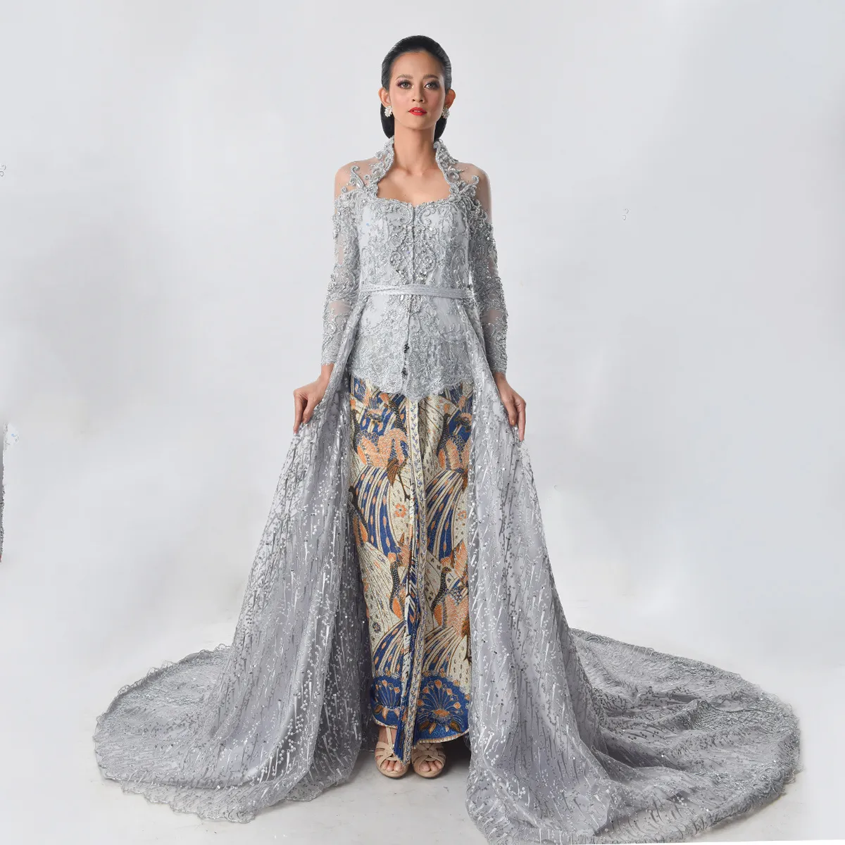(KE-063) Kebaya Pengantin Silver Indah