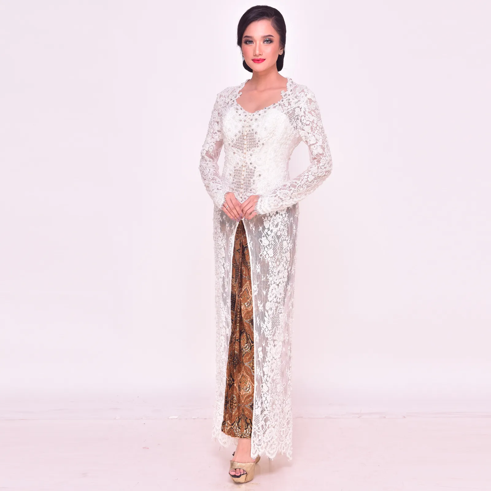 (KE-082) Kebaya Pengantin Putih Sari Intan