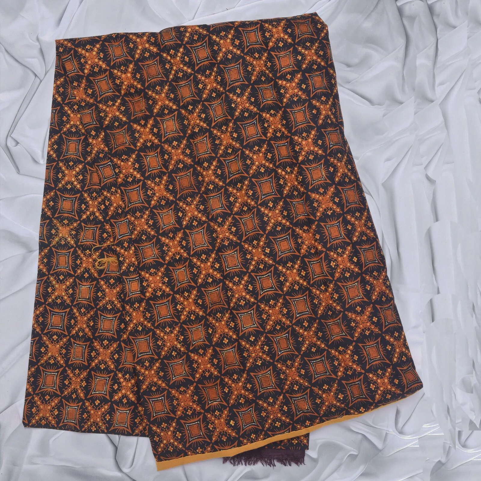 (KAT-090) Kain Jawa Solo Cakar Keluarga