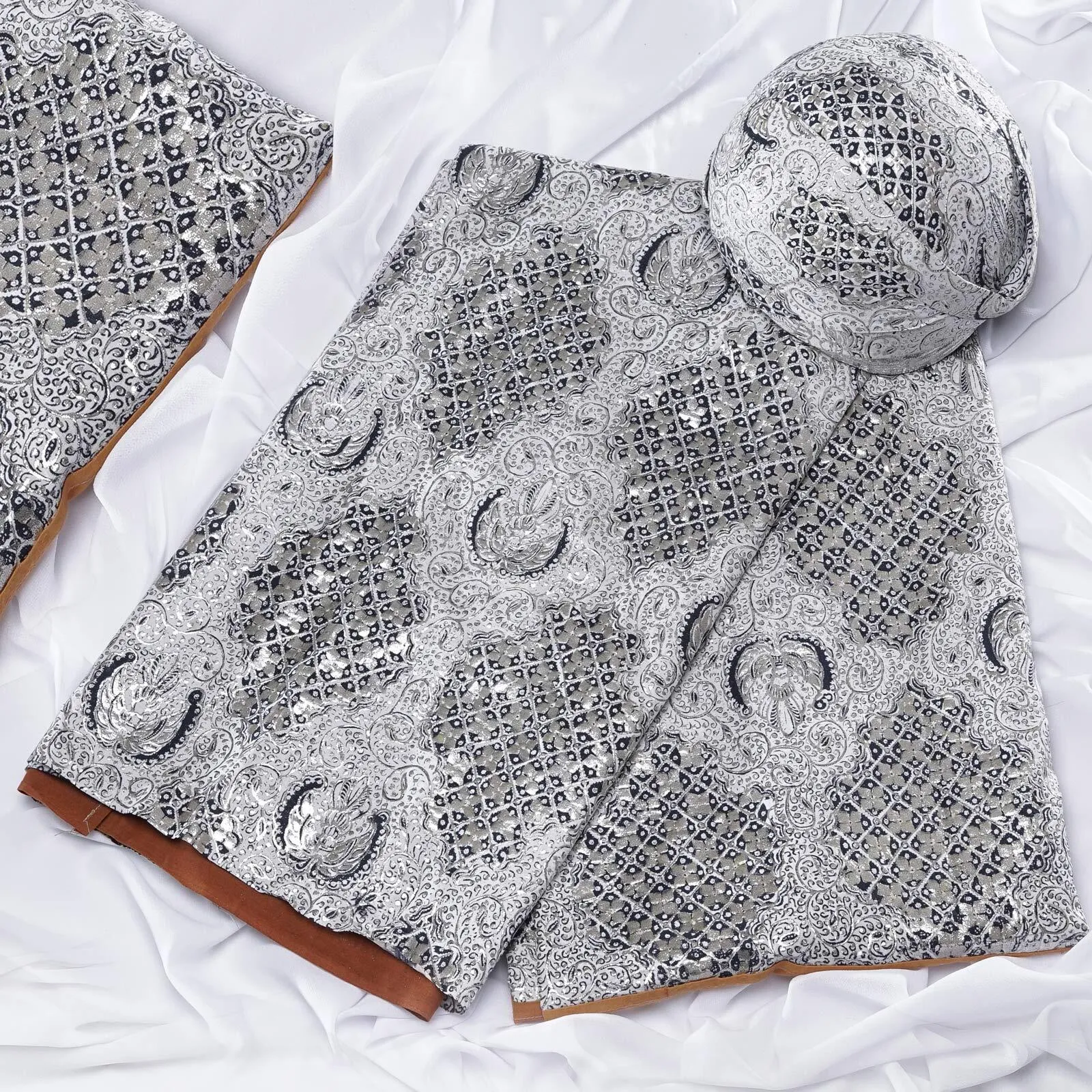 (KAM-106) Kain Pengantin Sunda/Solo Wahyu Temurun Blink Blink