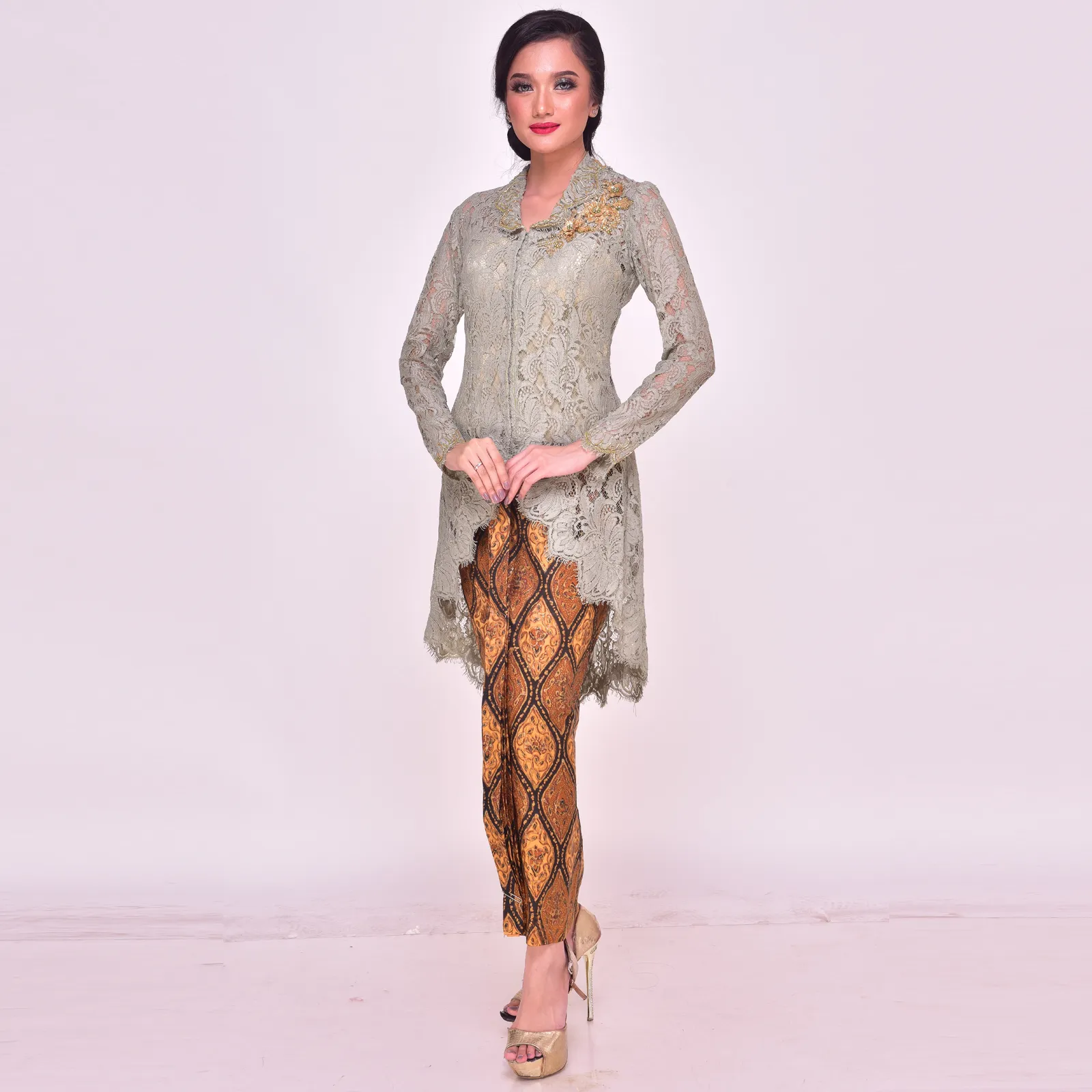 (BT-050) Kebaya Bridesmaid/Engagement/Graduation Brukat Hijau Olive