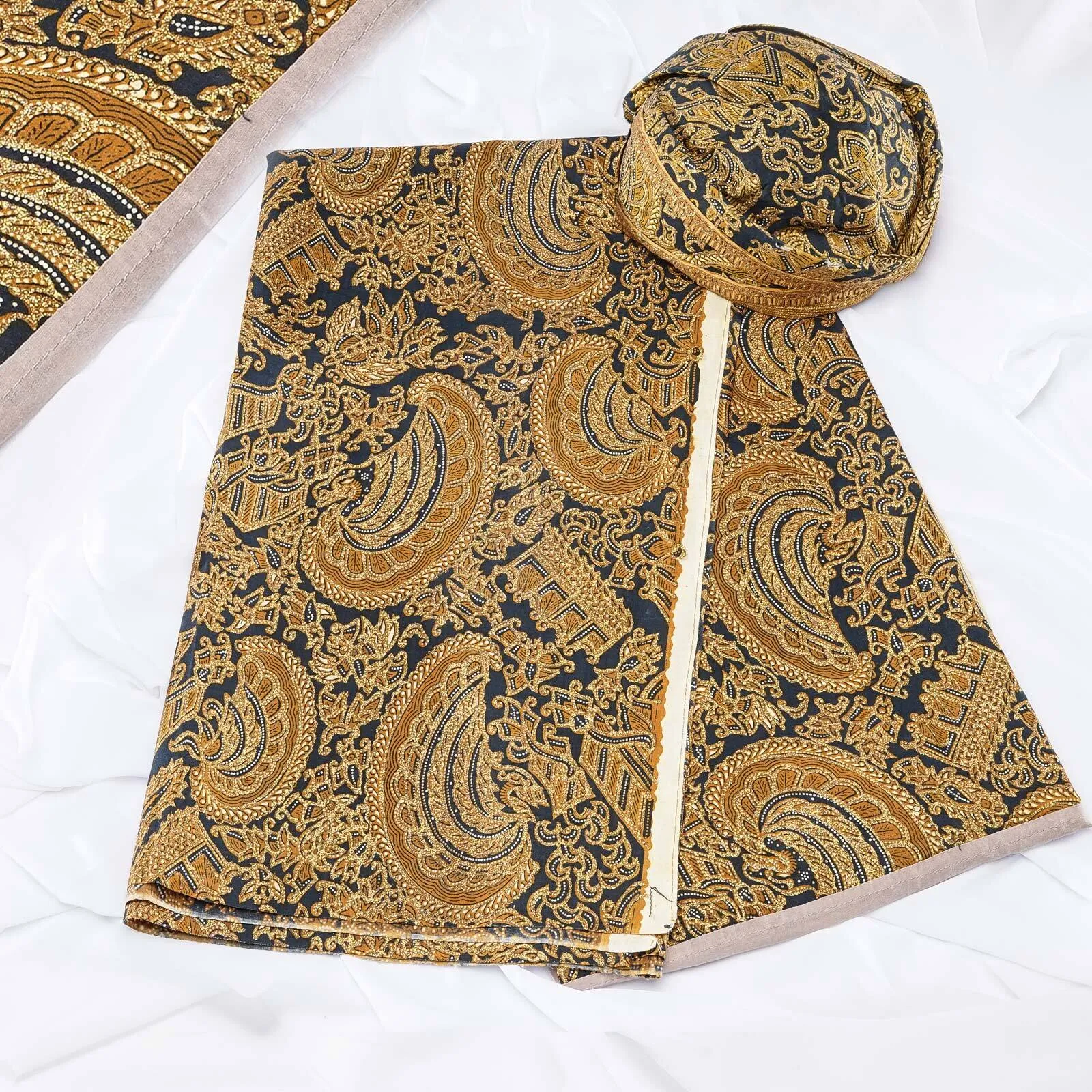 (KOT-026) Kain Sunda/Solo Ciwiri Hitam