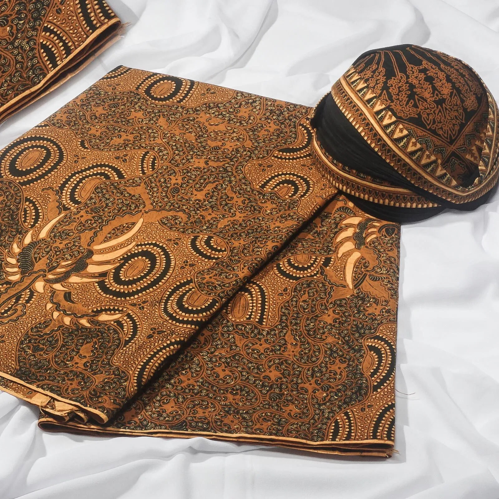 (KAT-002) Kain Jawa Solo Bawang Tretes