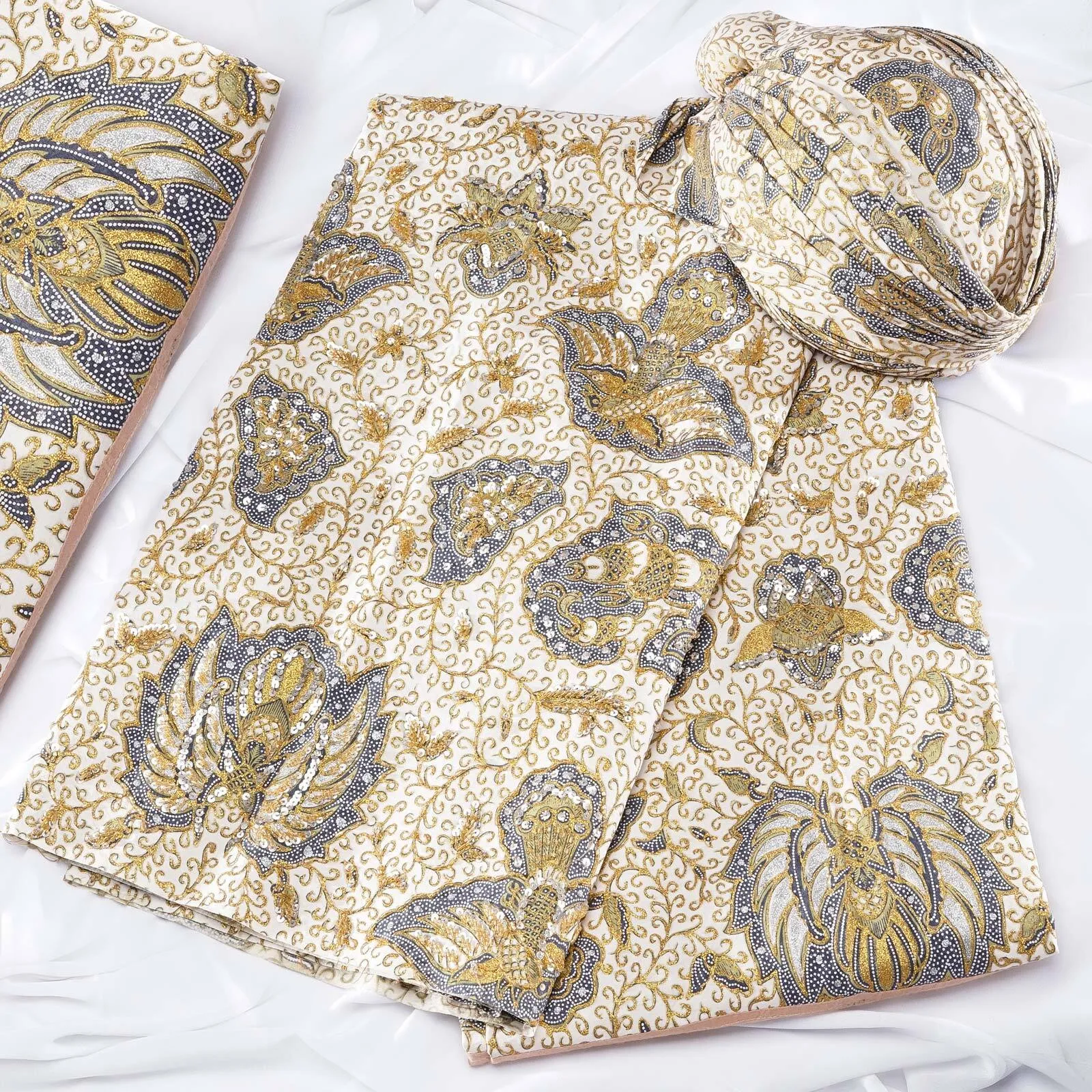 (KAM-109) Kain Pengantin Wahyu Temurun Jojga emas payet