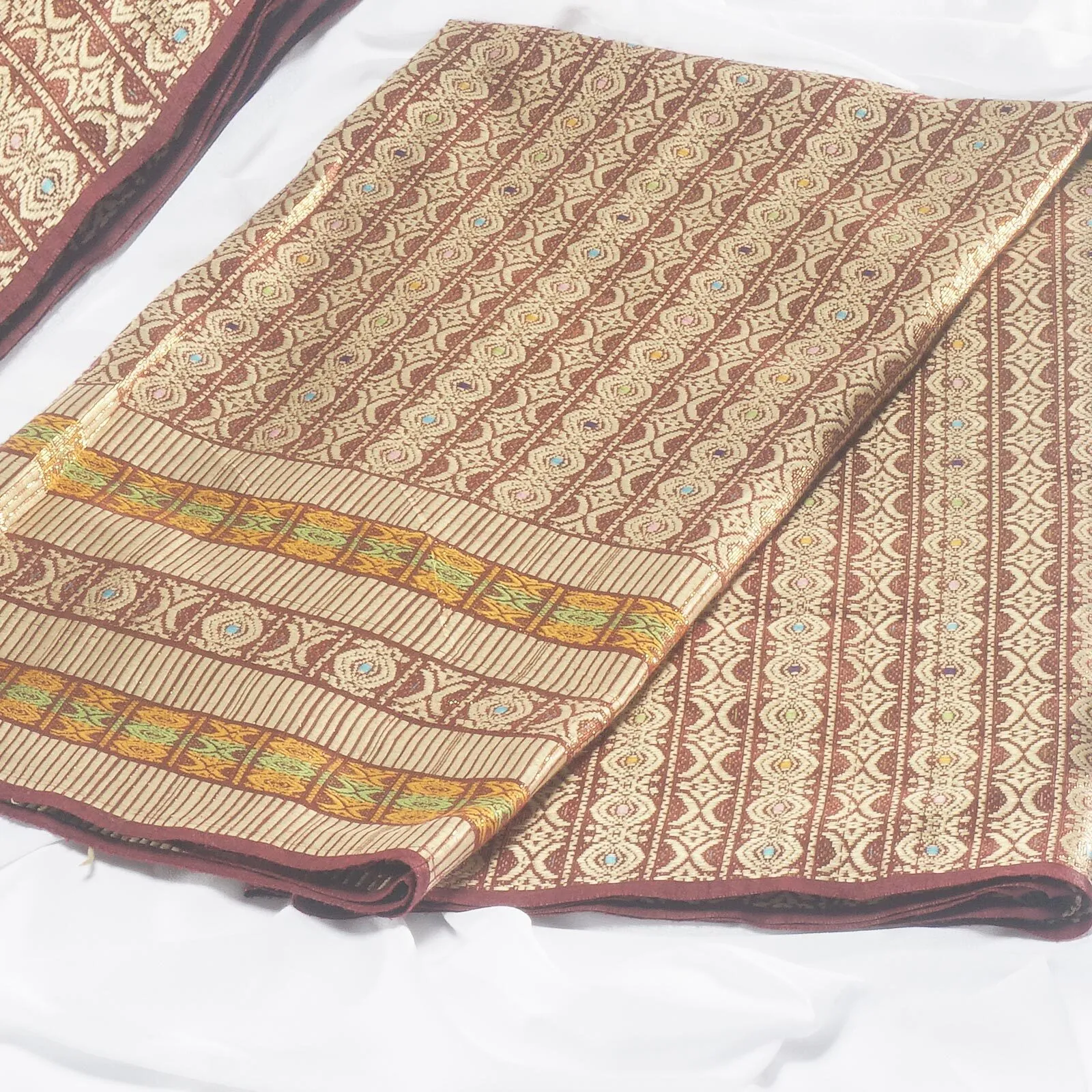 (KAT-073) Kain Songket Marun Emas