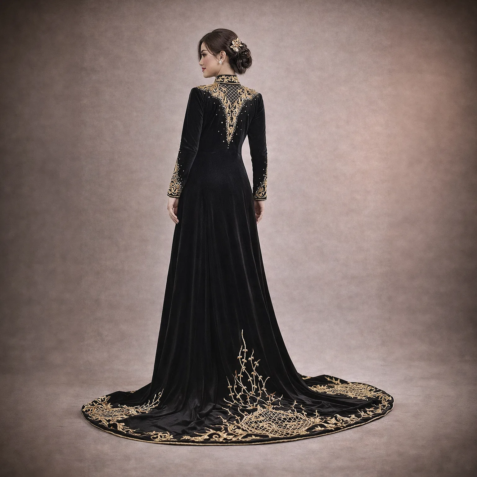 (KE-021) Kebaya Pengantin Bludru Hitam Sabrina