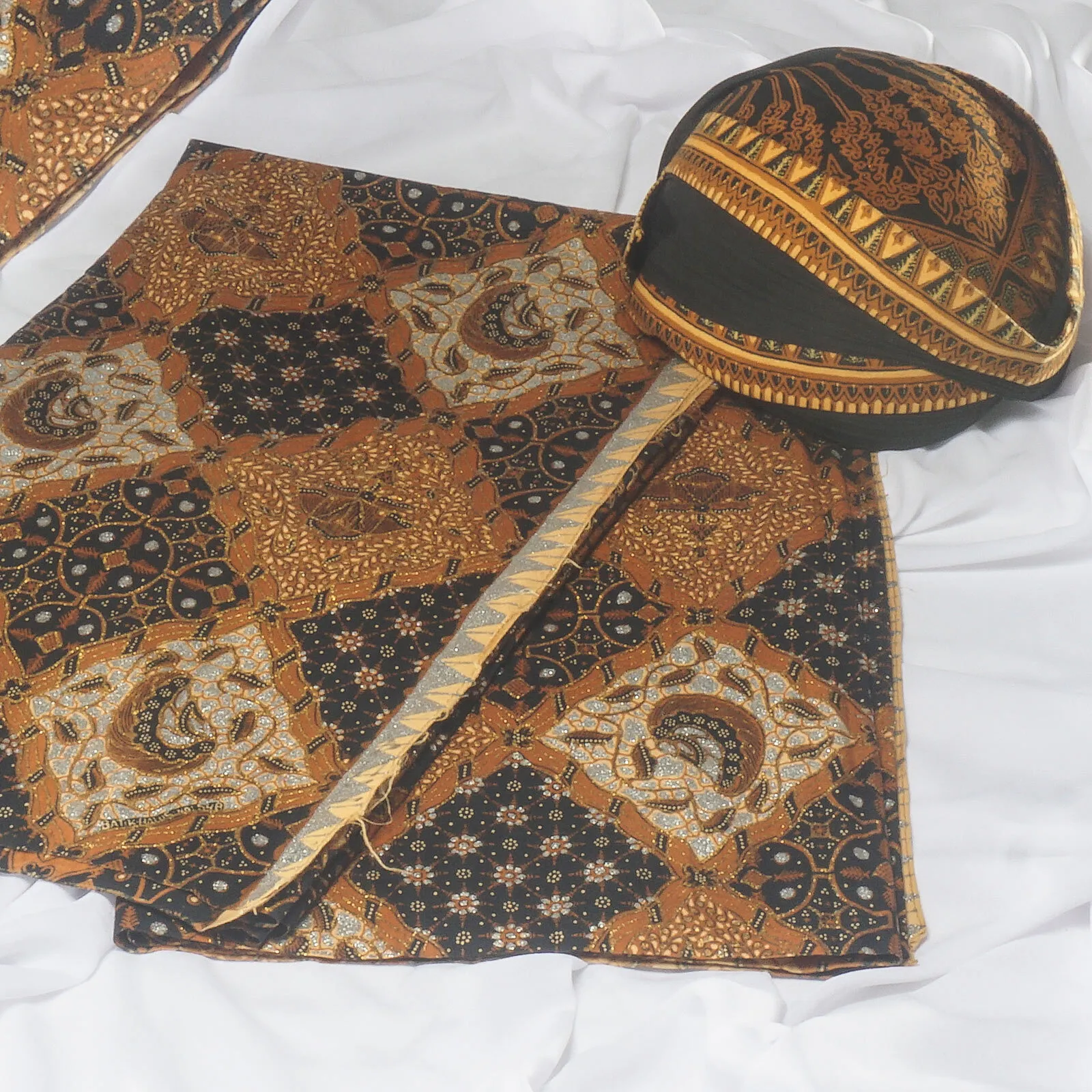 (KAT-085) Kain Jawa Solo Wirasat