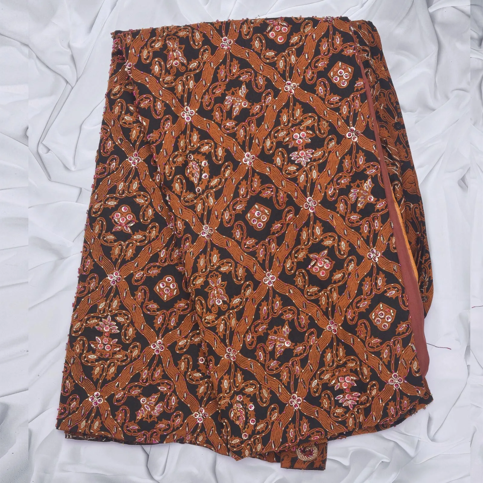 (KAM-131) Kain Pengantin Solo Sidomukti Nabila