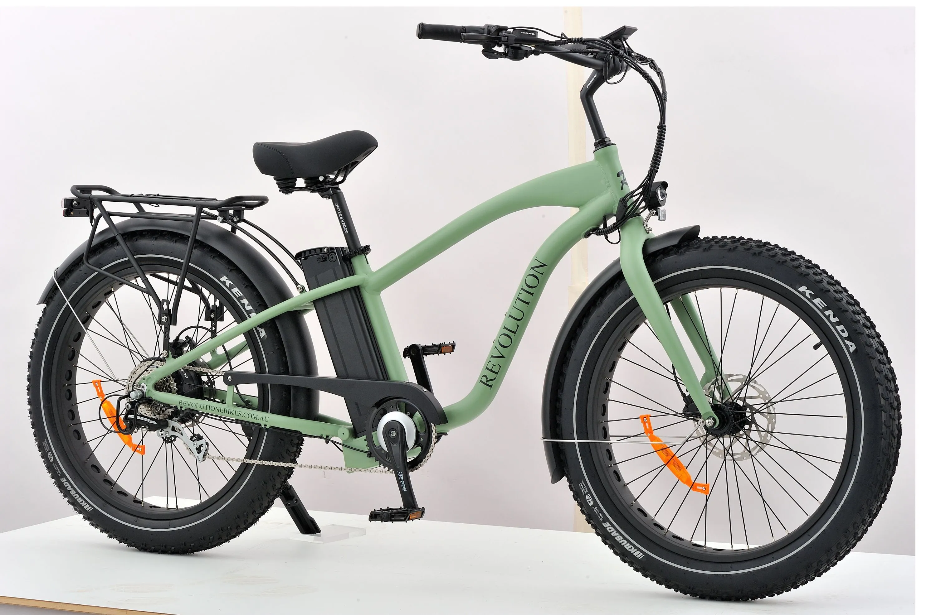 Revolution Coastal Cruiser - E-bike
