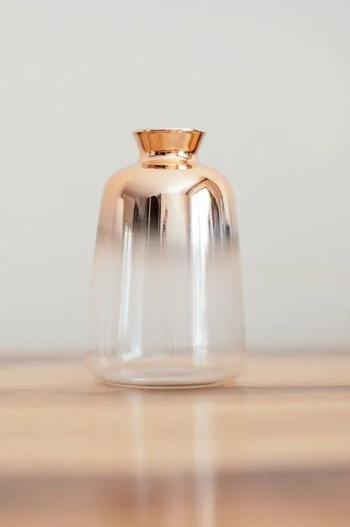 Go036 Small Gold Top Glass Bud Vase 11cm