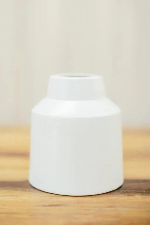 Wh009 White Cone Neck Large Ceramic 