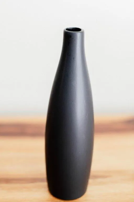 Bl006 Black Barrel Bottle 25cm