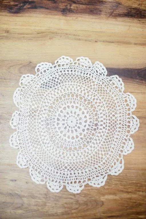 Np010 Doilies Large 