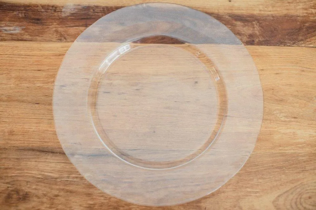 Cg025 Glass Underplate with Detail 32cm