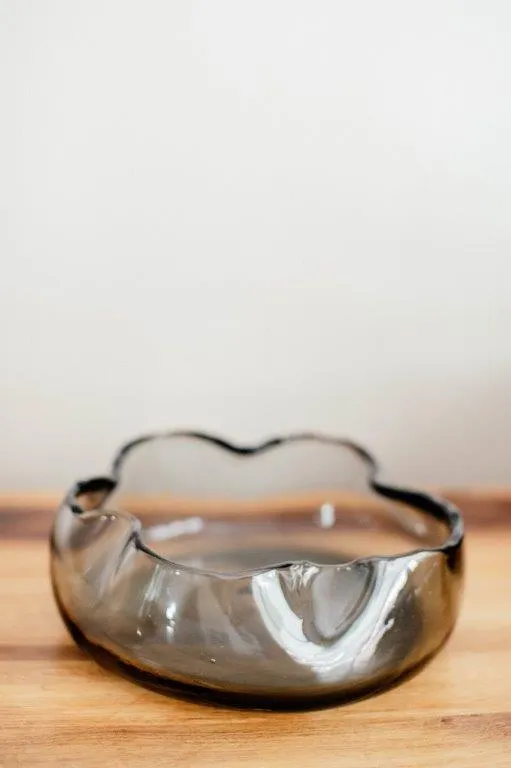 Bl010 Rippled Edge Round Glass Vase 8x22cm