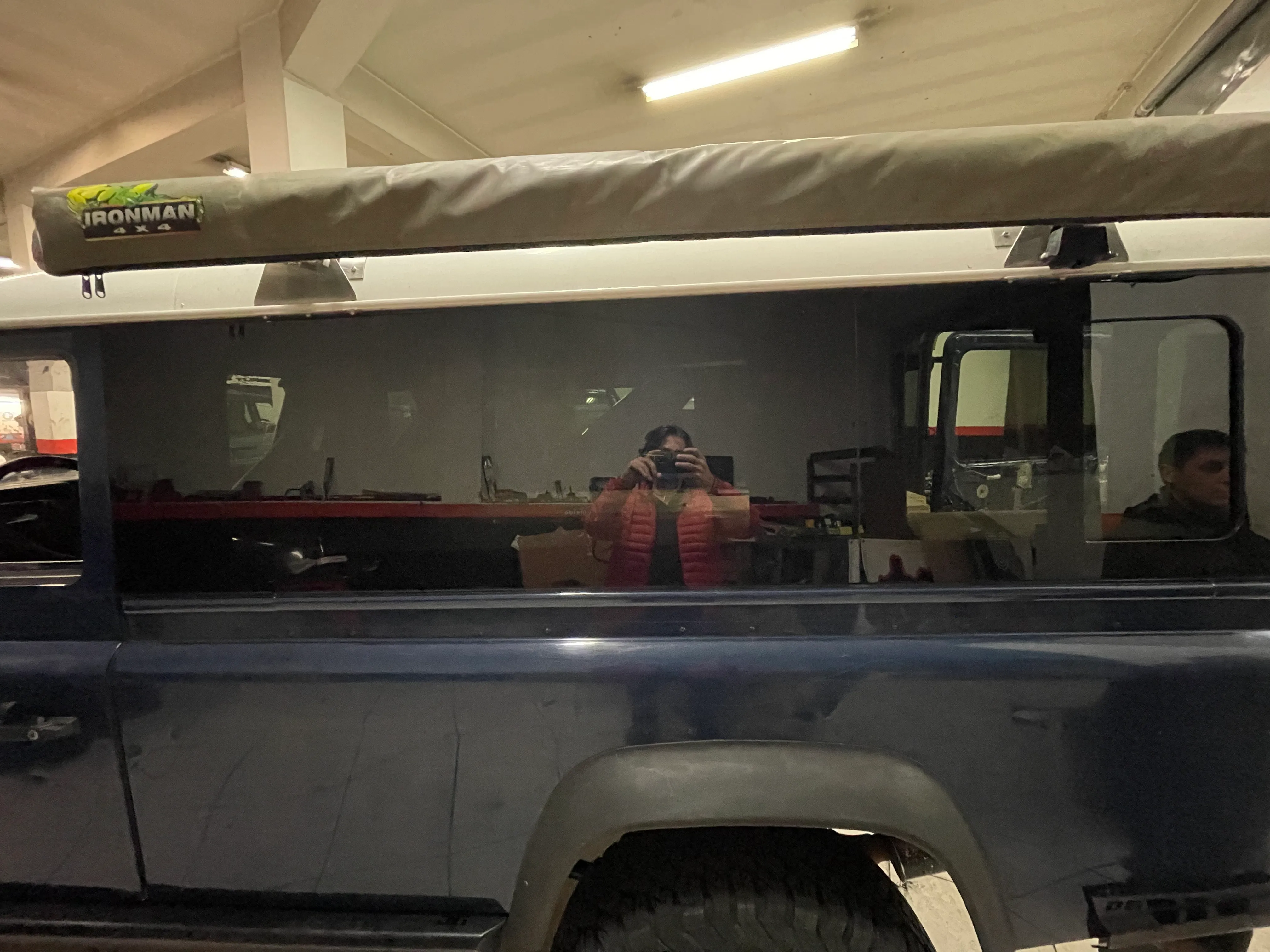 ESPECIAL DORMITORIO - LAND ROVER DEFENDER 110