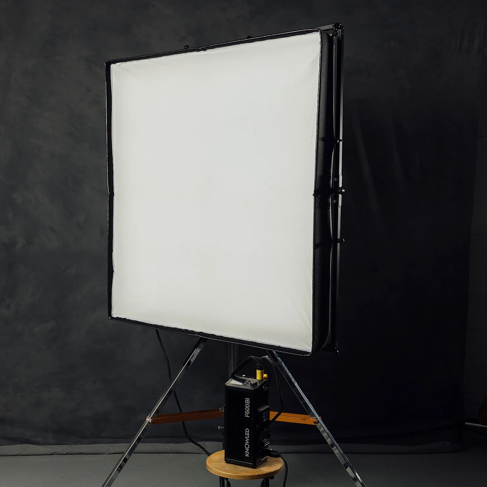 Godox KNOWLED F600Bi Bi-Color LED Light Panel (4 x 4')