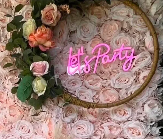 Neon Light Up ‘Lets Party’