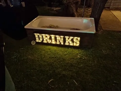 Drinks Bath - with Light Up Letters "DRINKS Sign"