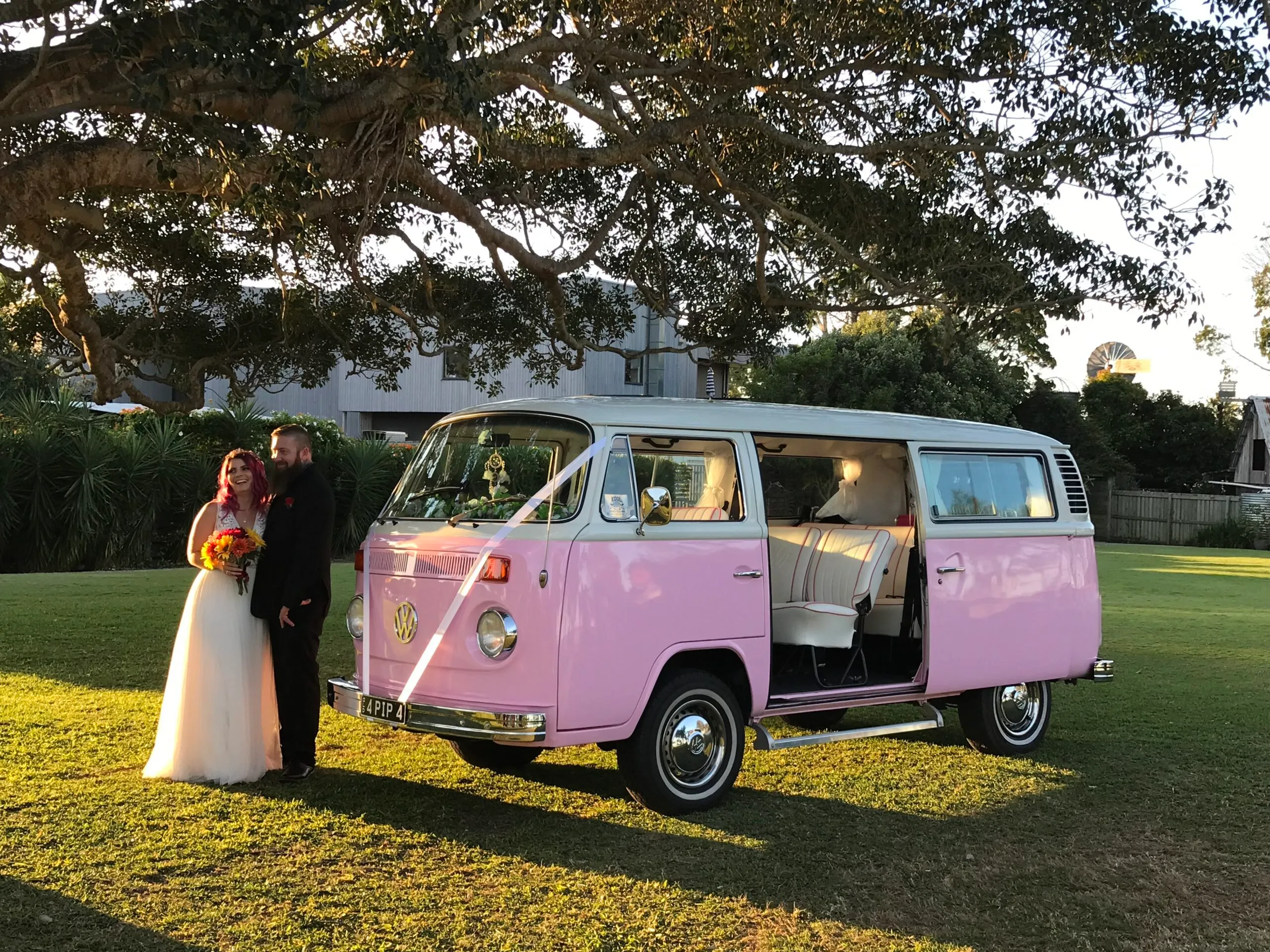 PIPPA - 1977 Volkswagen Kombi