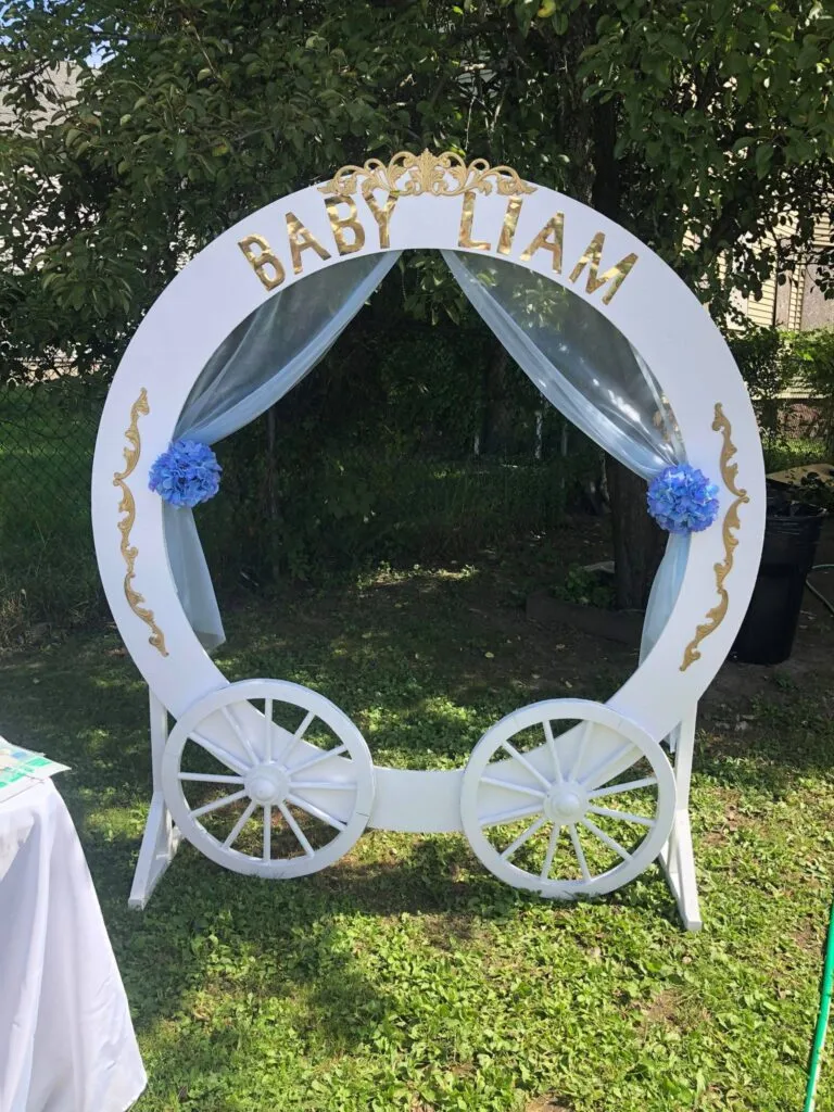 White Round Wood Arch 