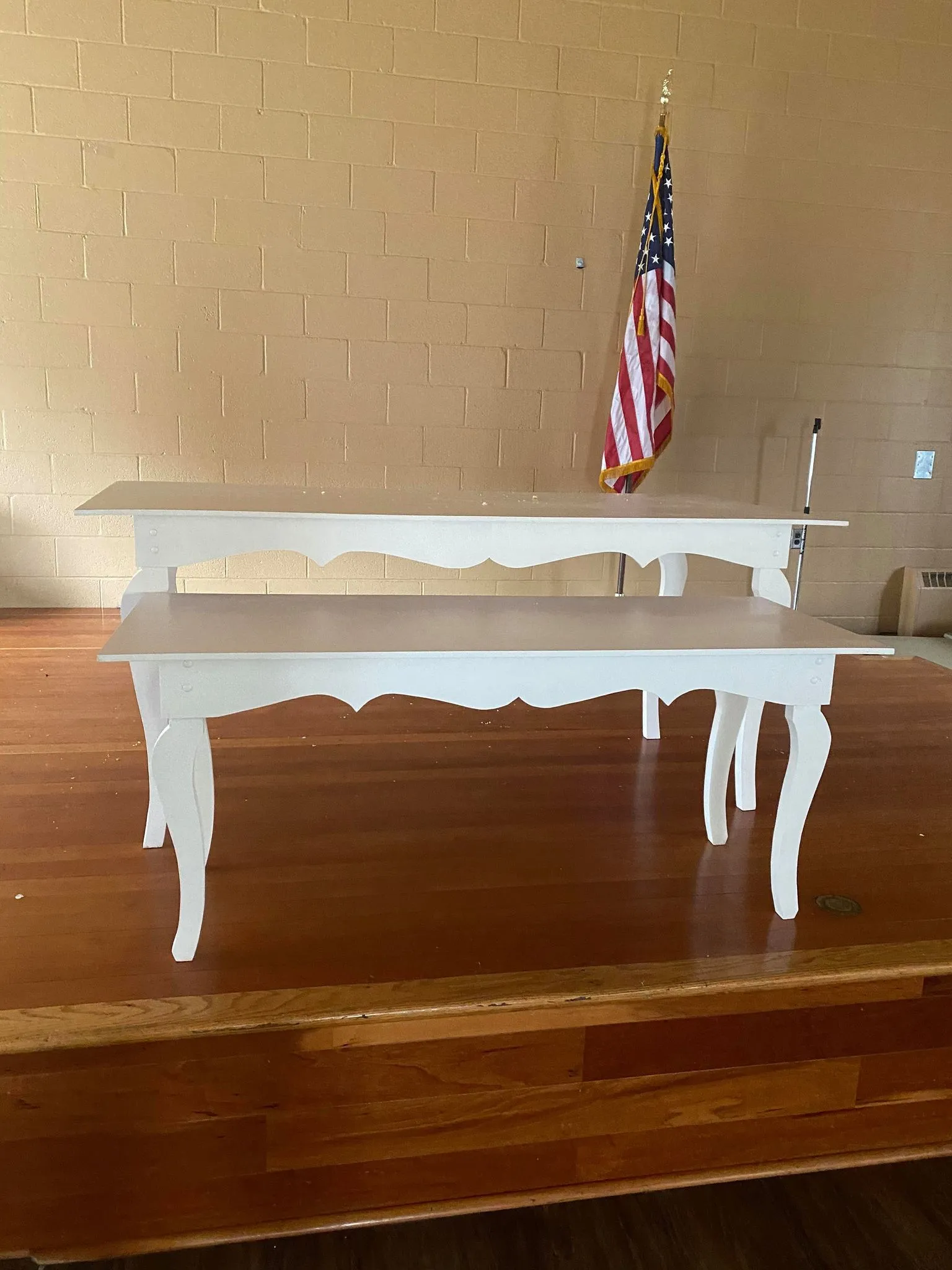 Louis XVI White Table 