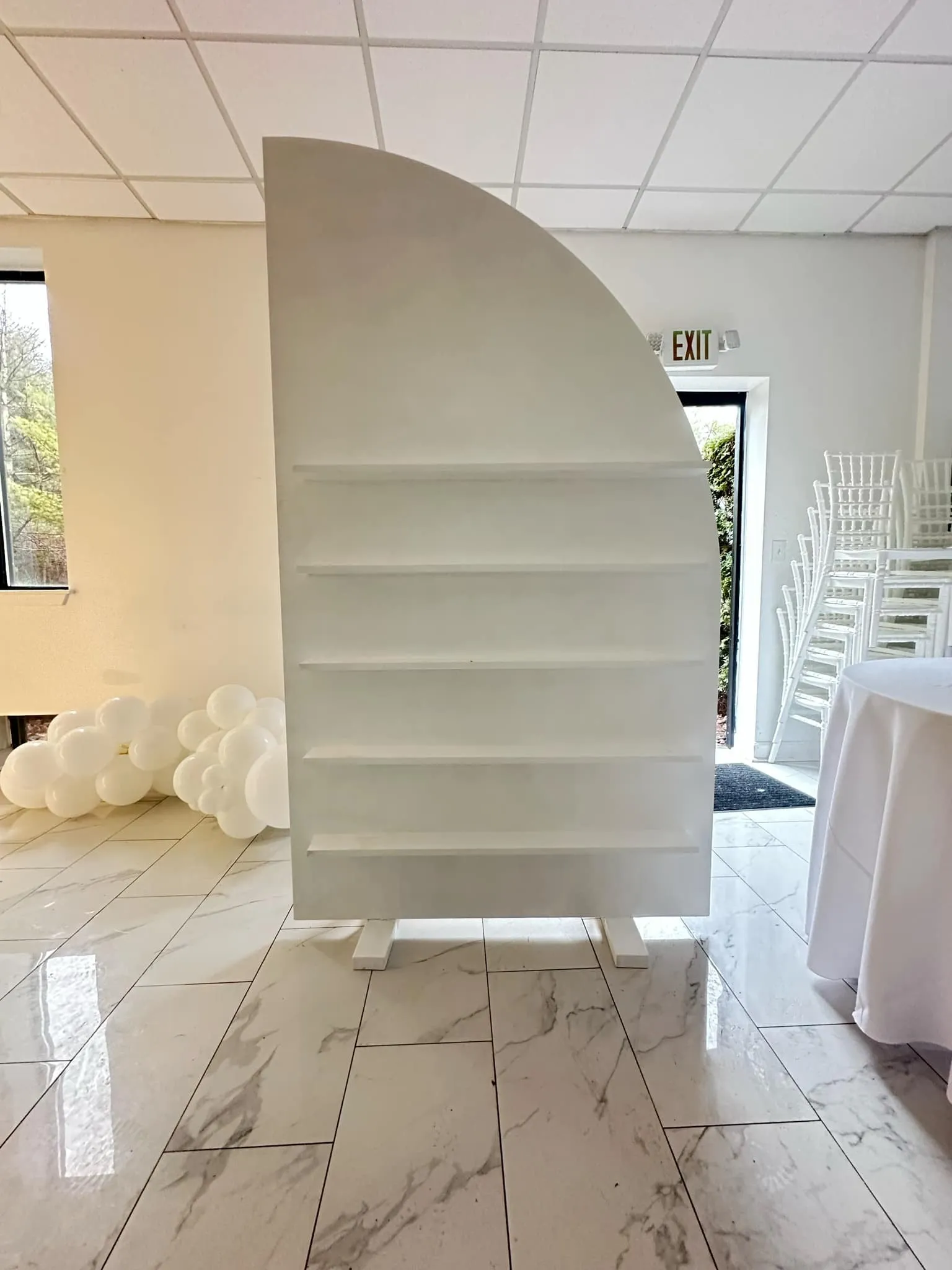 Half Arched Favor Wall