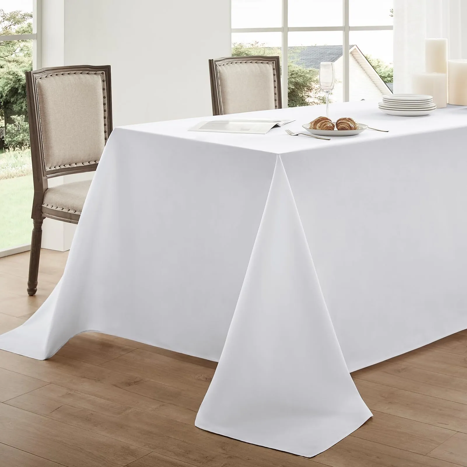 White Rectangle Tablecloth 90x156