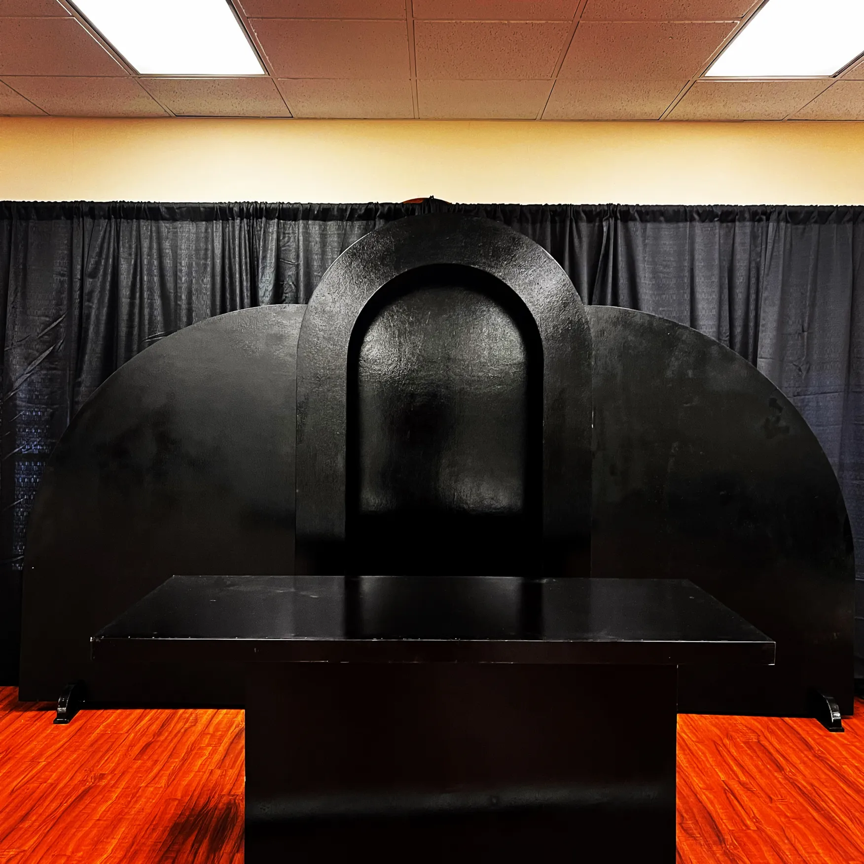 Oslo Table 