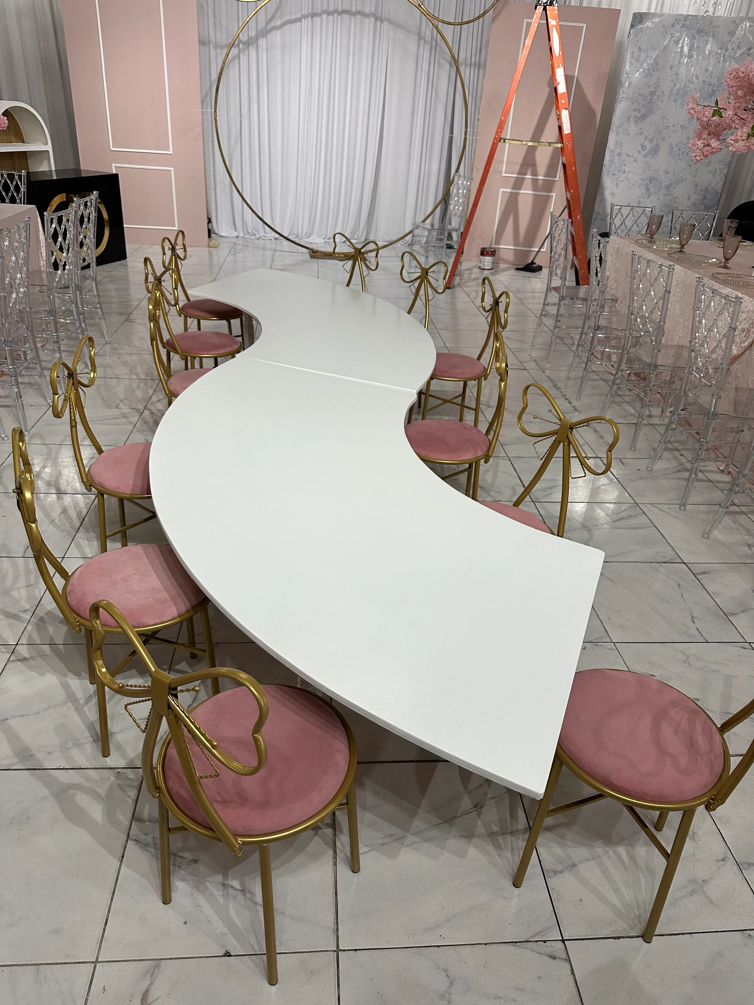 12 Pink Kids Bow Chairs + 2 Serpentine Kids White Tables