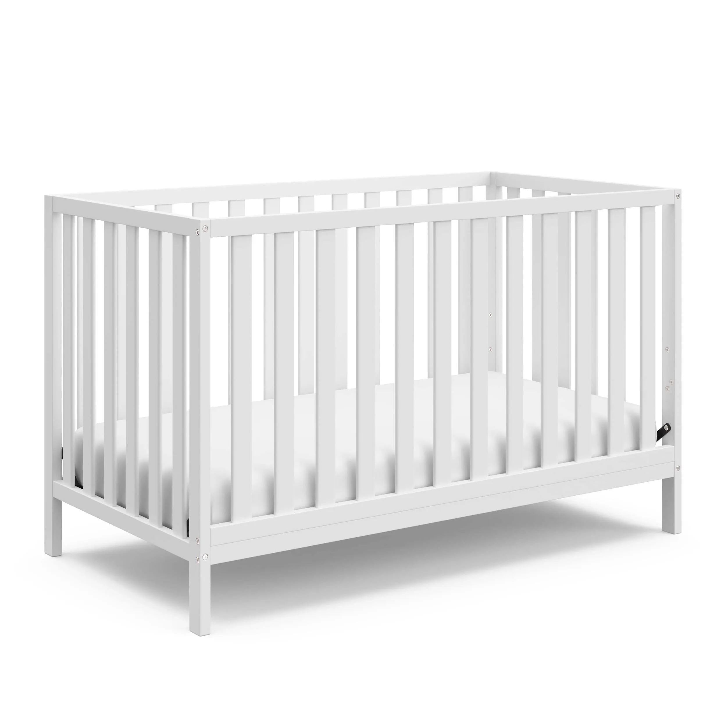 Full Size Crib (includes mattress, waterproof cover and sheet) 