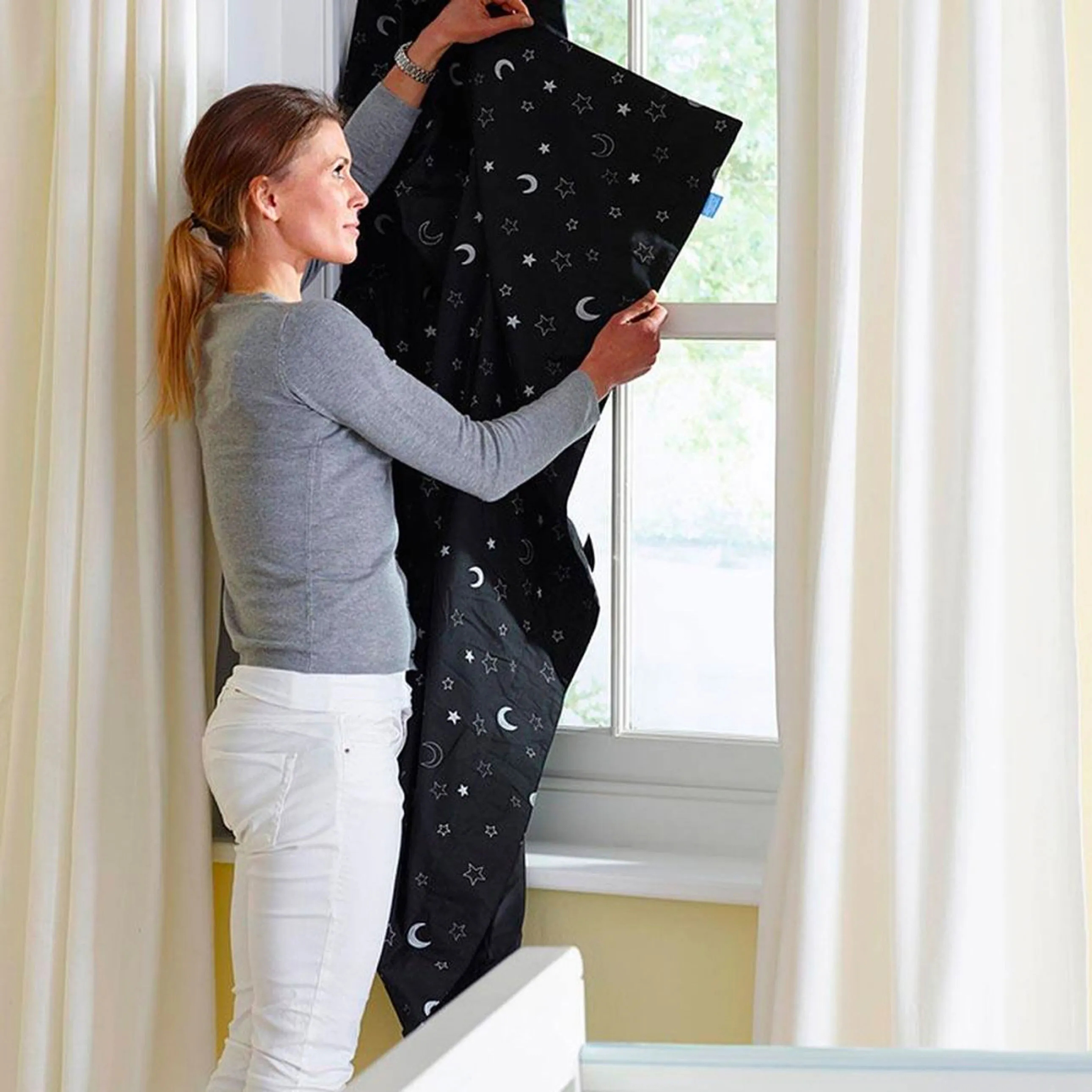 Easy Install Blackout Blind
