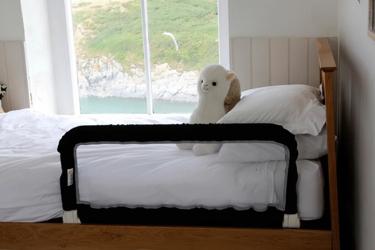 Child's Bed Guard