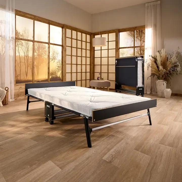 Folding Z--bed - small double 