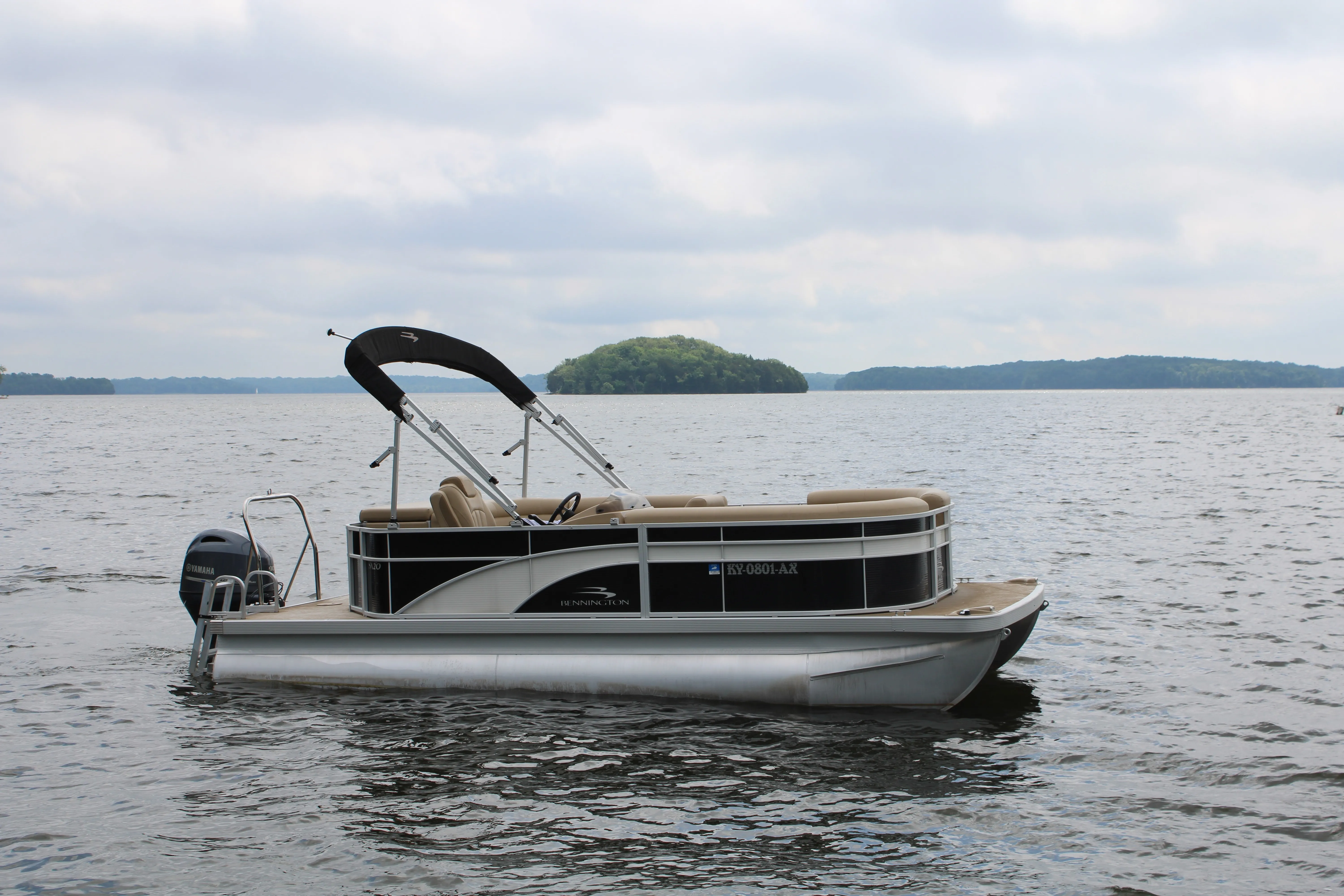 Bennington Pontoon SX20 