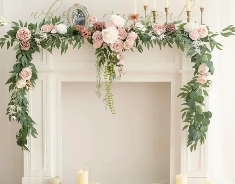Ling’s Moments 9’ Garland in Dusty Rose & Cream