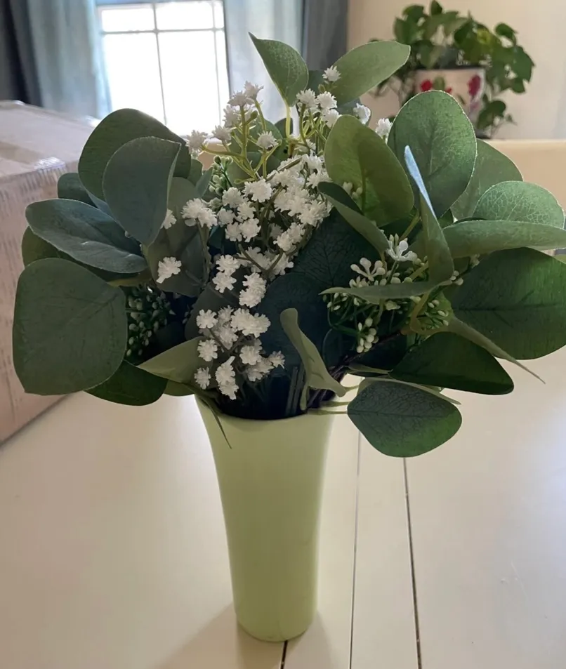 Eucalyptus Bunches & Baby’s Breath Stems