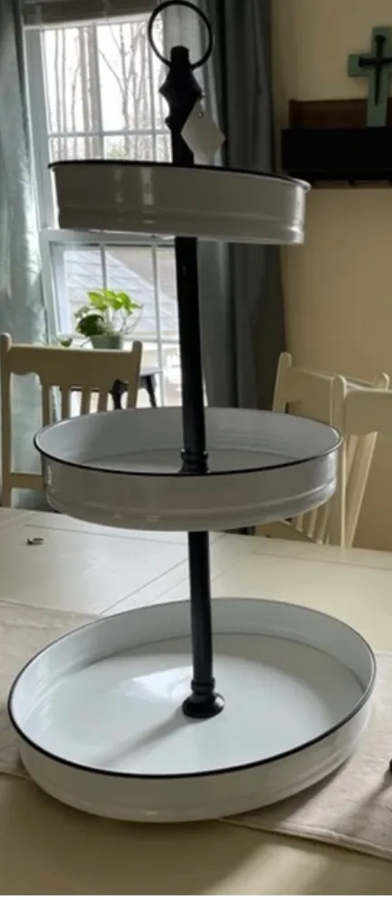 Farmhouse White 3-Tier Cupcake/Treat Stand