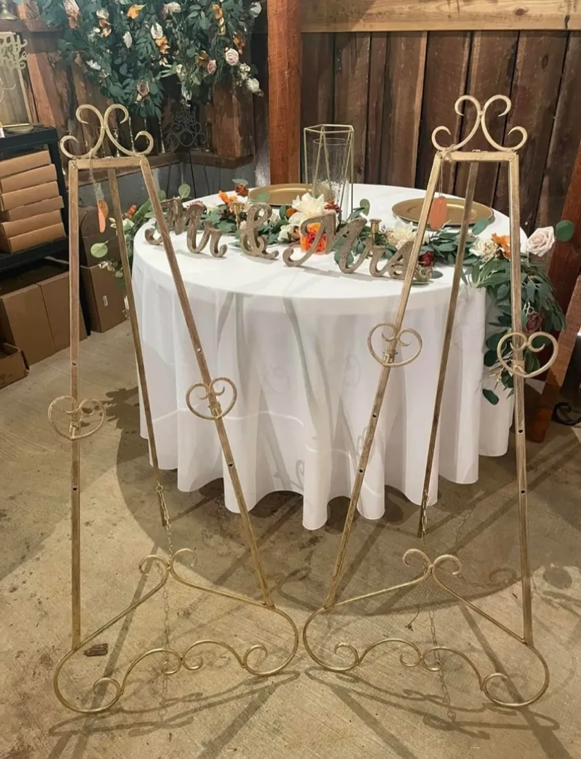 Gold Easels with Hearts