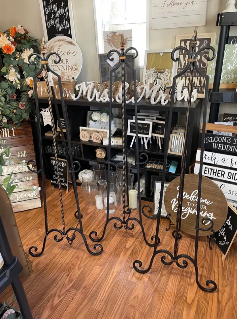 Dark Brown/Bronze Metal Easels