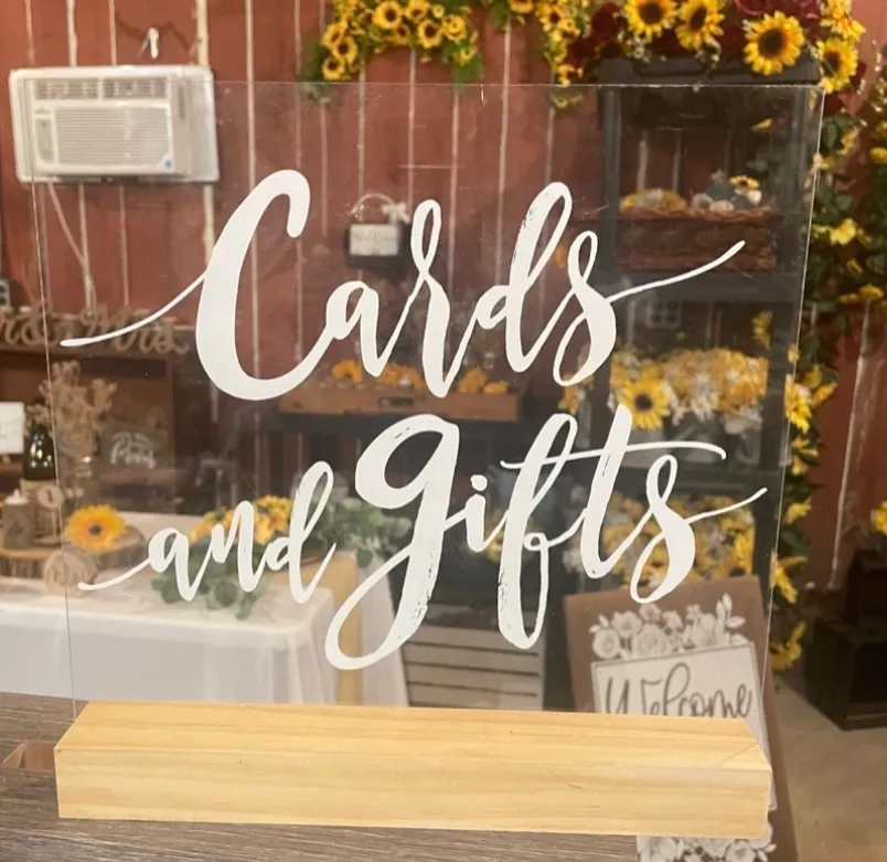 Clear “Cards & Gifts” Sign
