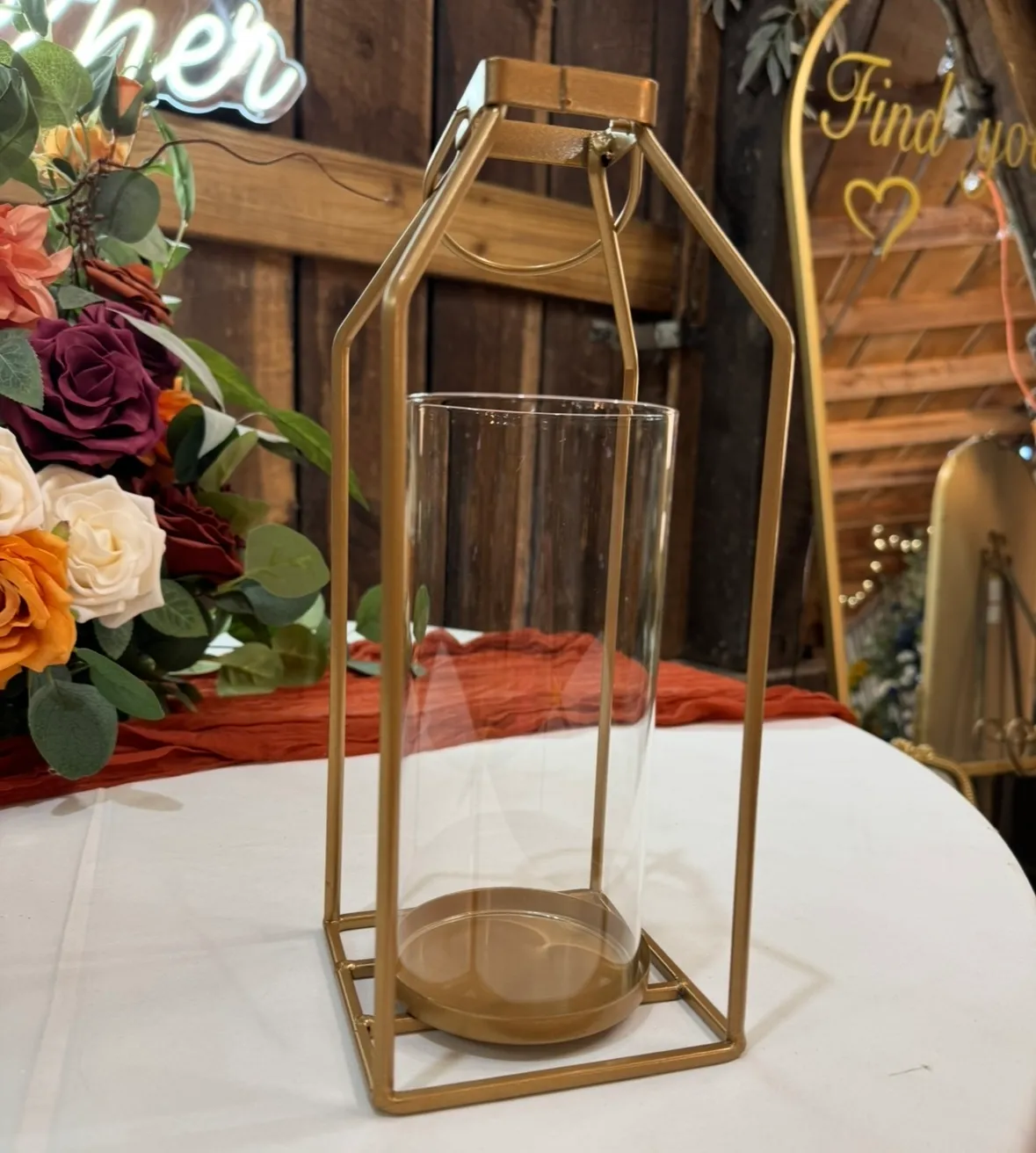Gold-Handled Lantern with Cylinder Vase (12"x5")