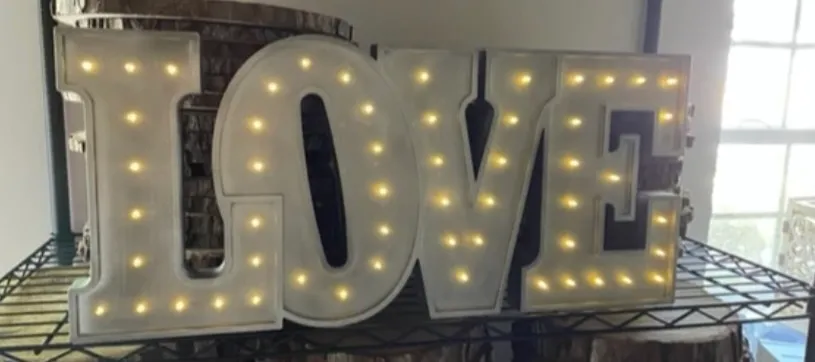 LOVE Light-up Sign